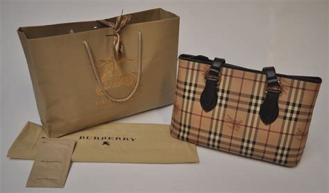 burberry taske|Burberry her men's clothing.